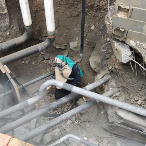 Trattamento anticorrosivo sui giunti di saldatura delle tubazioni interrate